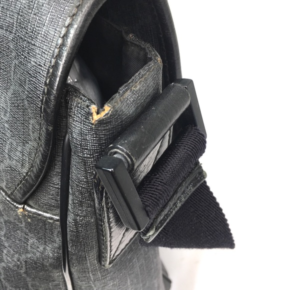 Authentic Gucci black monogram unisex mess… - Picture 12 of 16